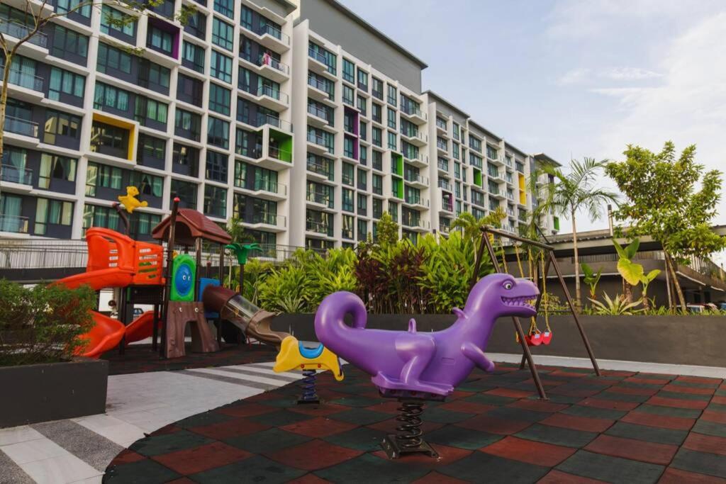 Jazz Suites 1 Vivacity Kuching Exterior foto
